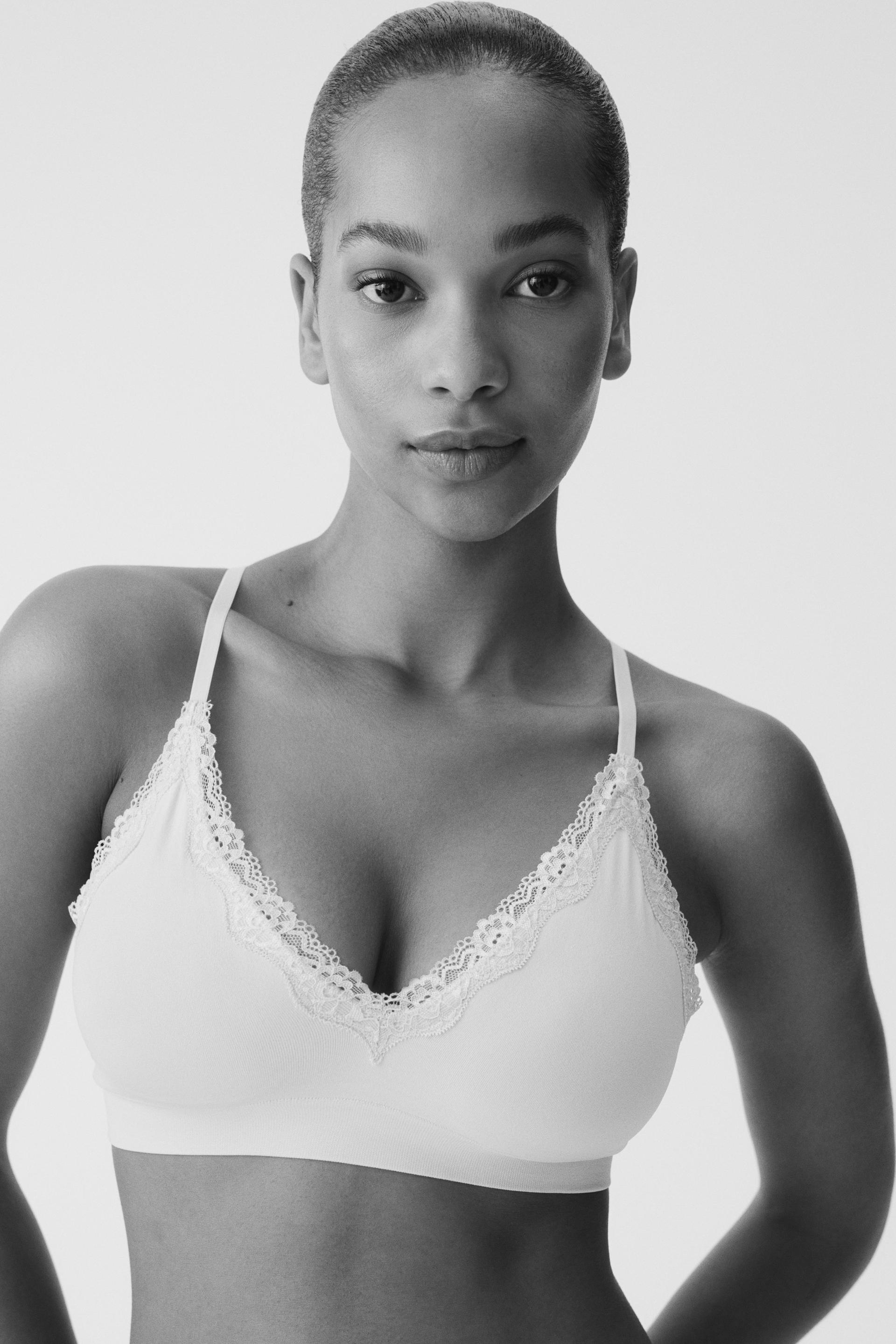 seamless padded soft-cup bra