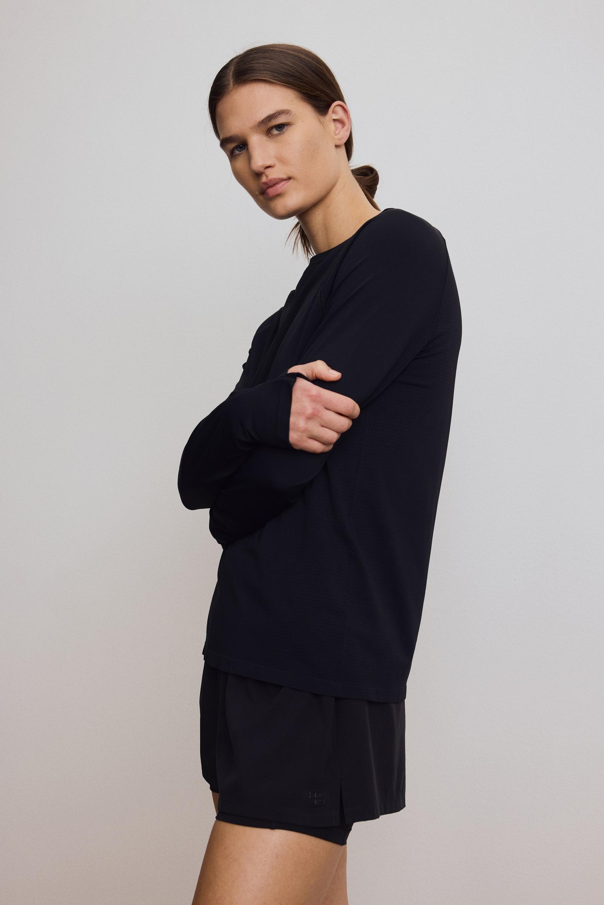 seamless sports shirt with drymove™