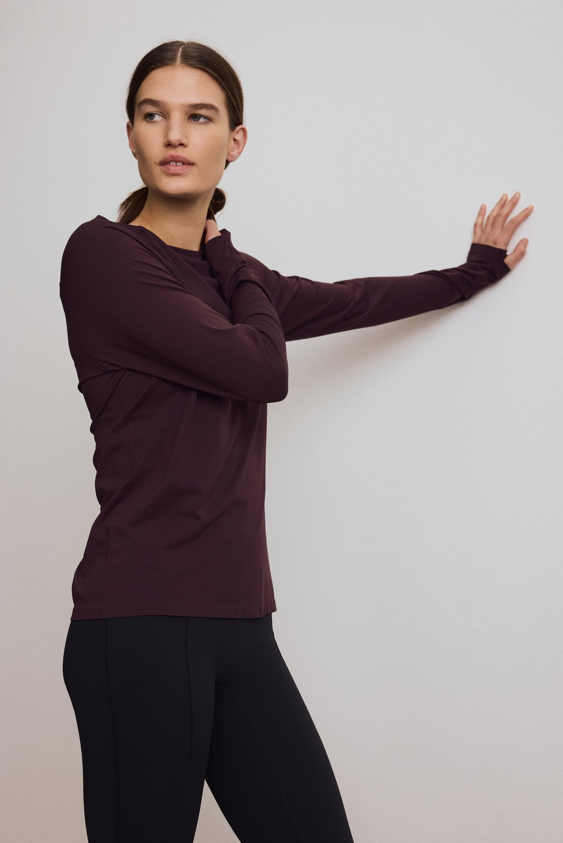 seamless sports shirt with drymove™