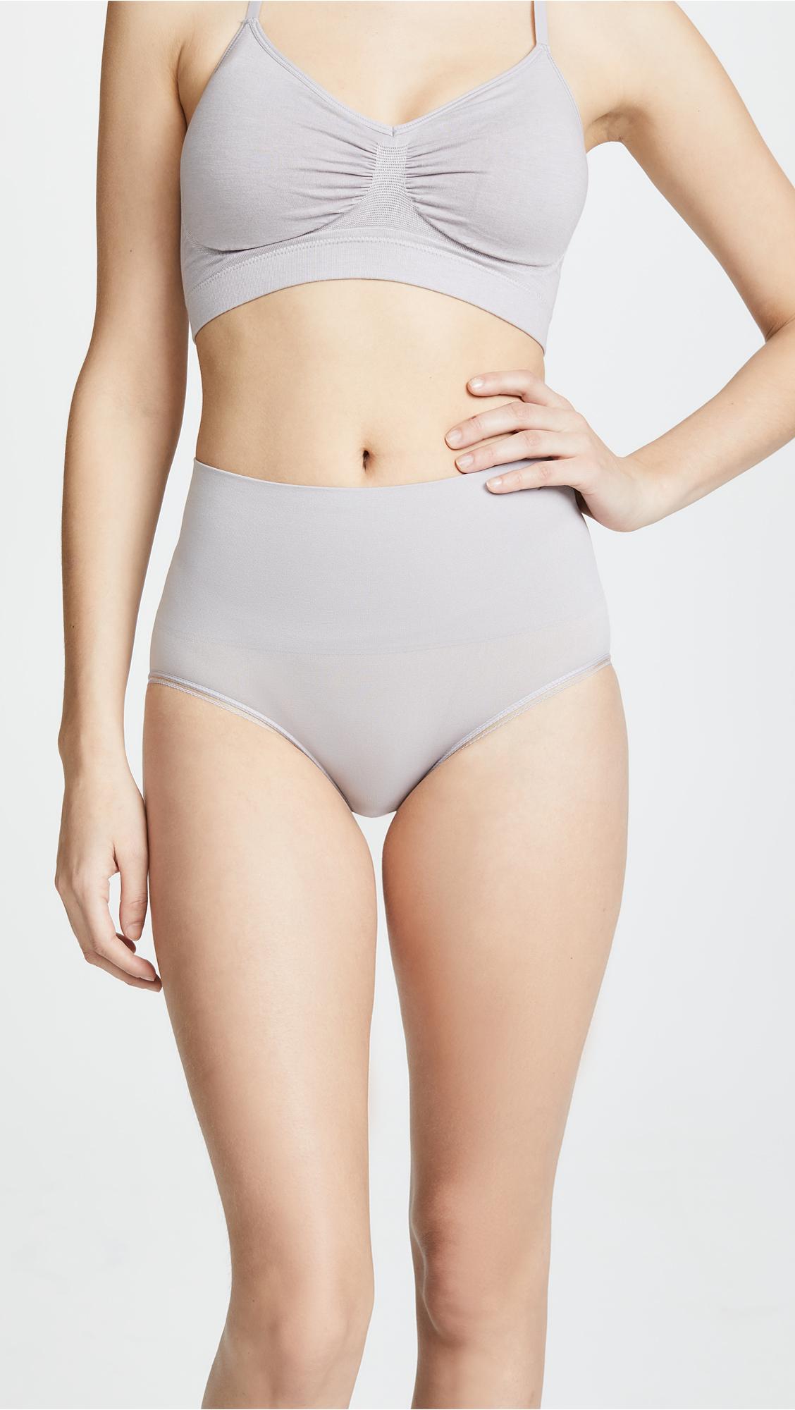 seamlessly shaped ultralight briefs