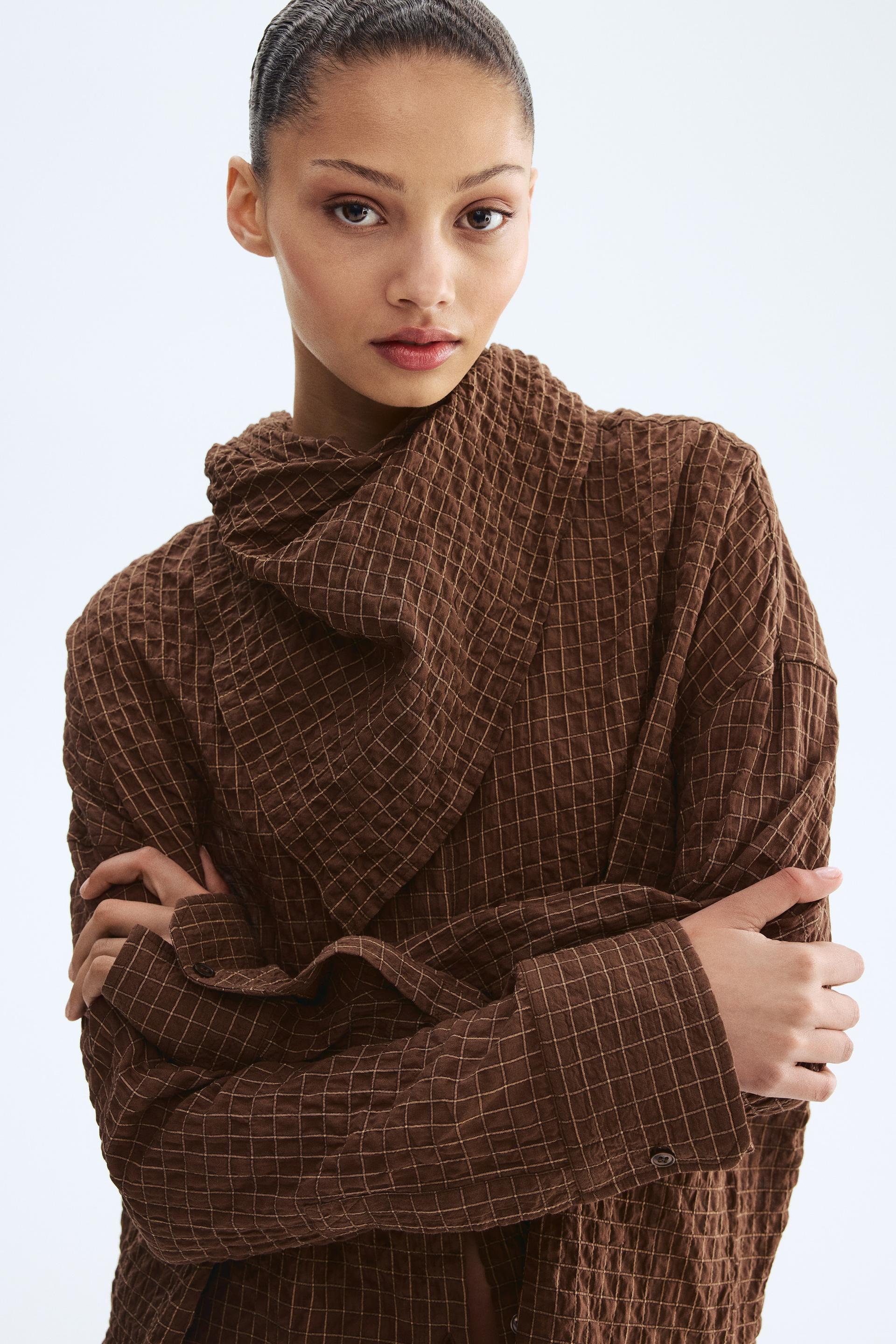 seersucker shirt with scarf