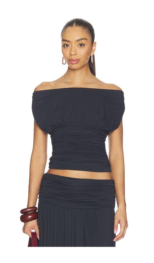 seven wonders avanni off shoulder ruched top in navy.