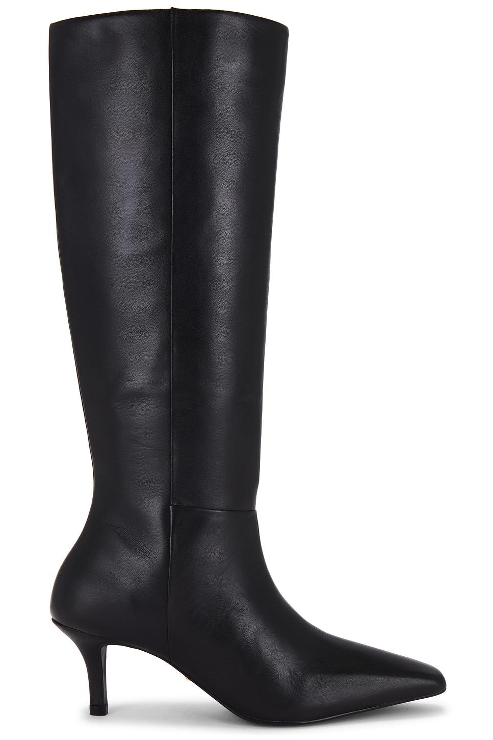 shani boot