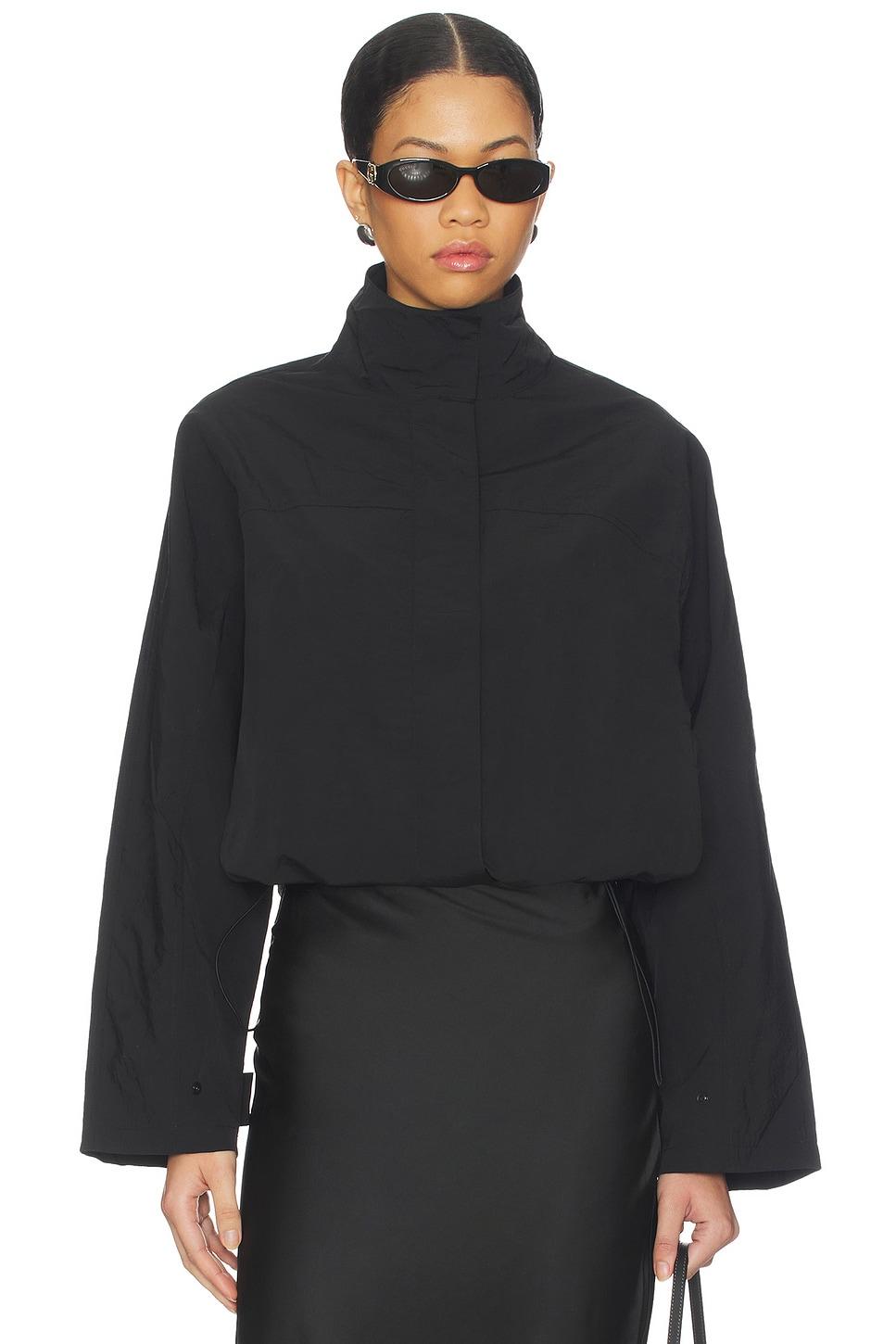 shoreline windbreaker