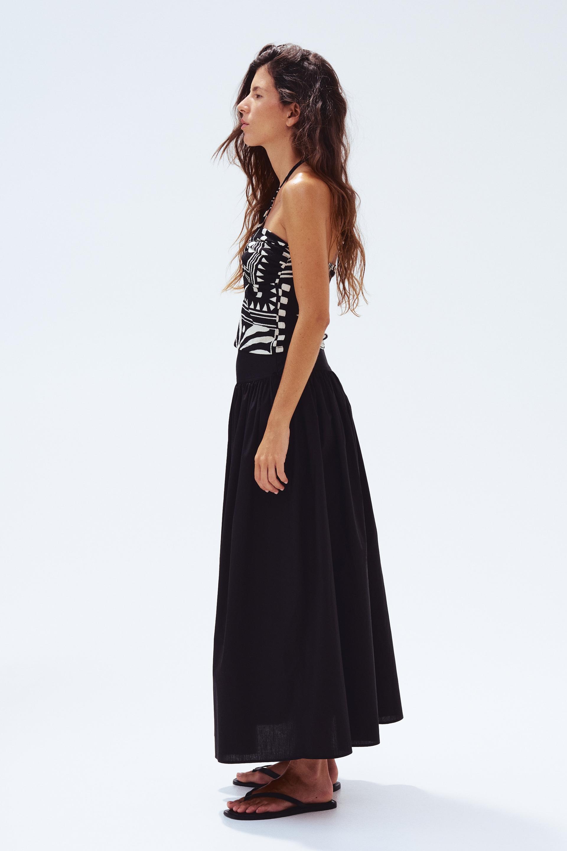 short halterneck top