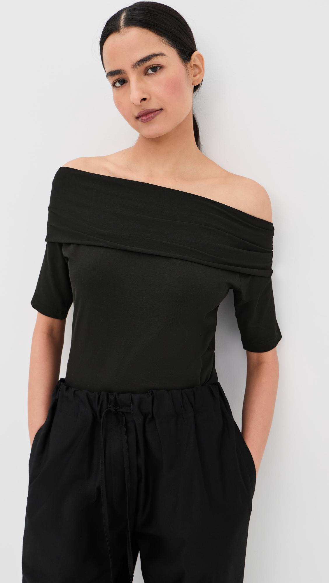 short sleeve twisted top