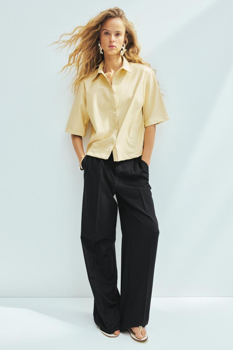 short-sleeved coated shirt