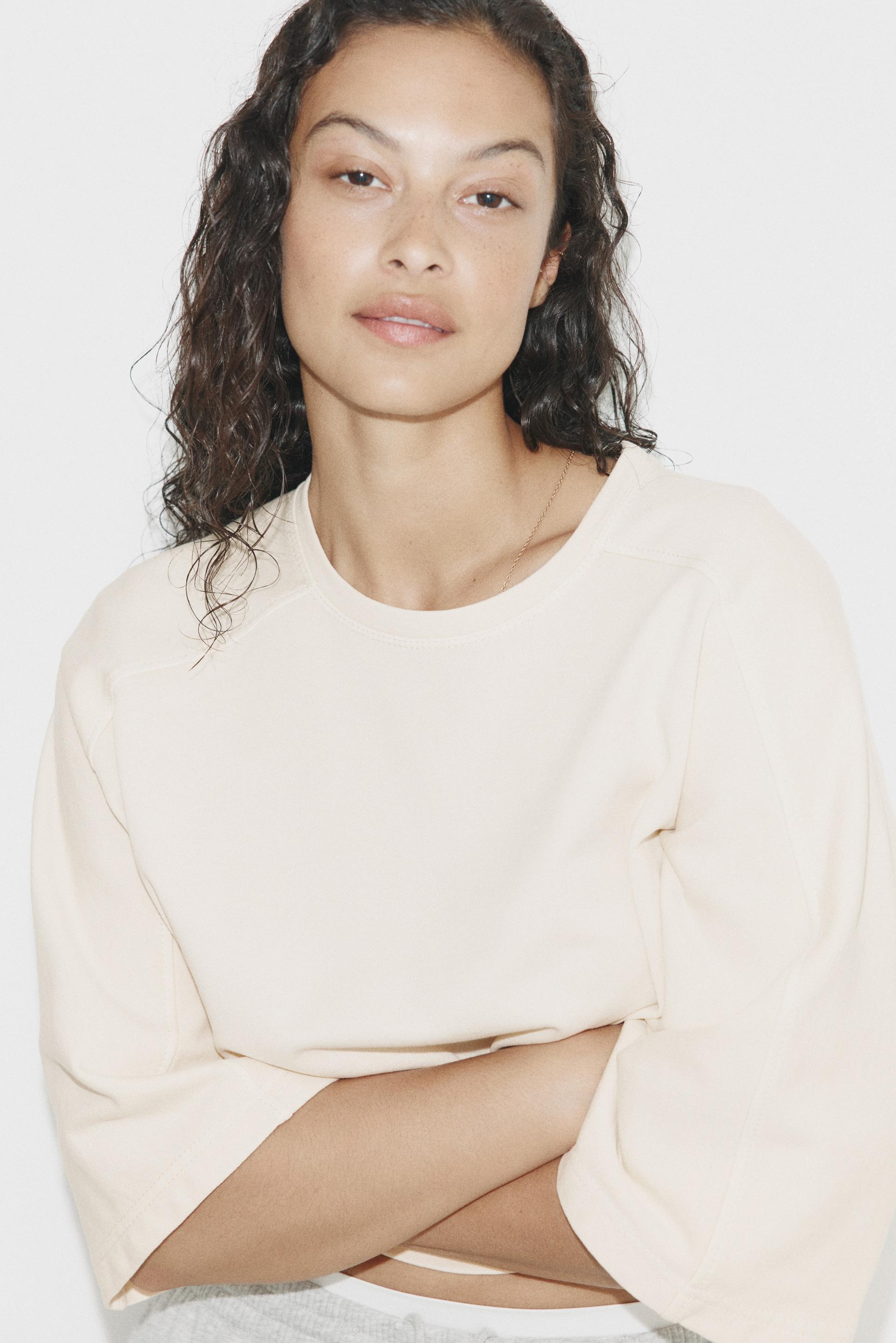 short-sleeved cotton sweatshirt