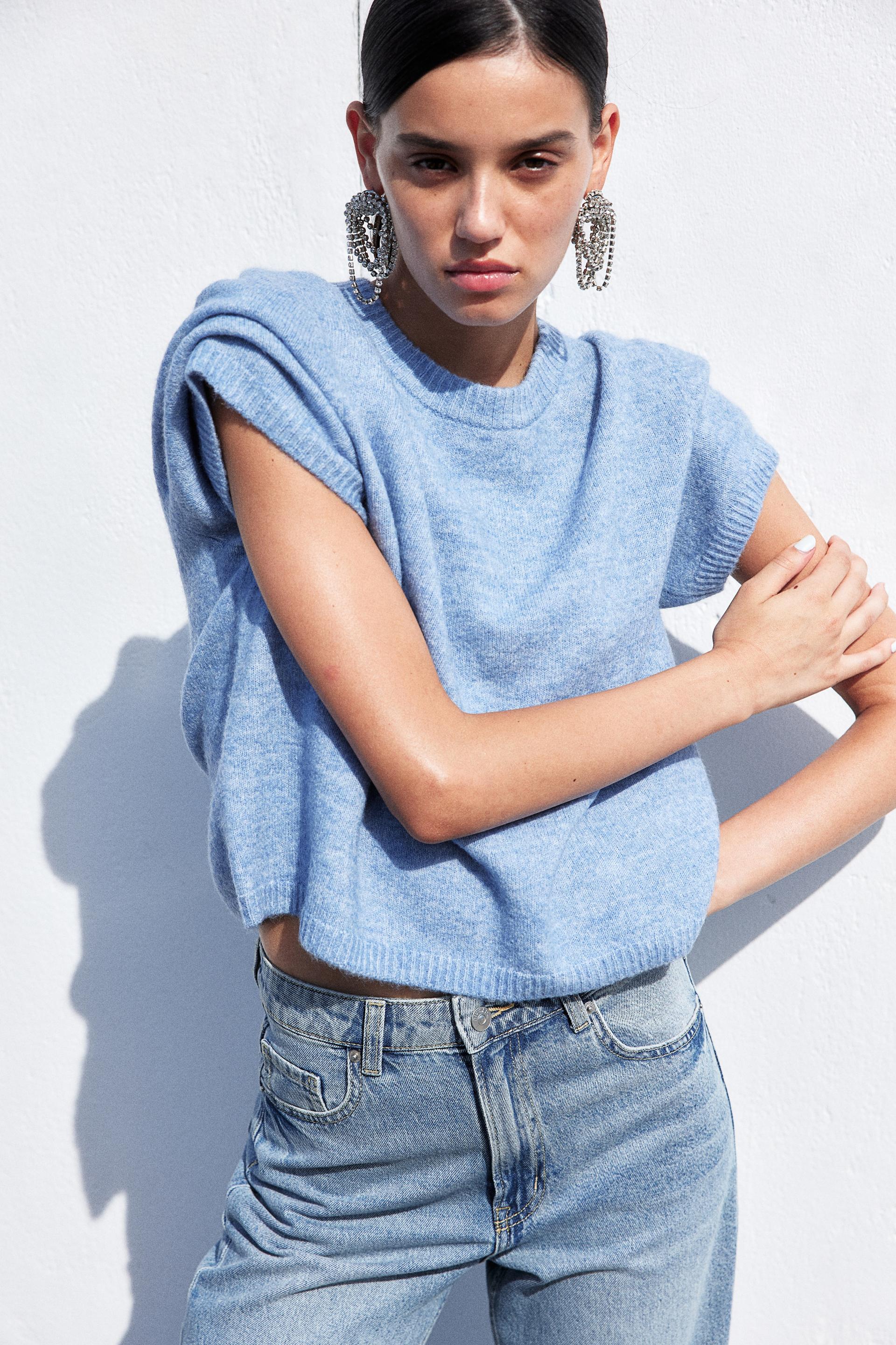 short-sleeved fine-knit top