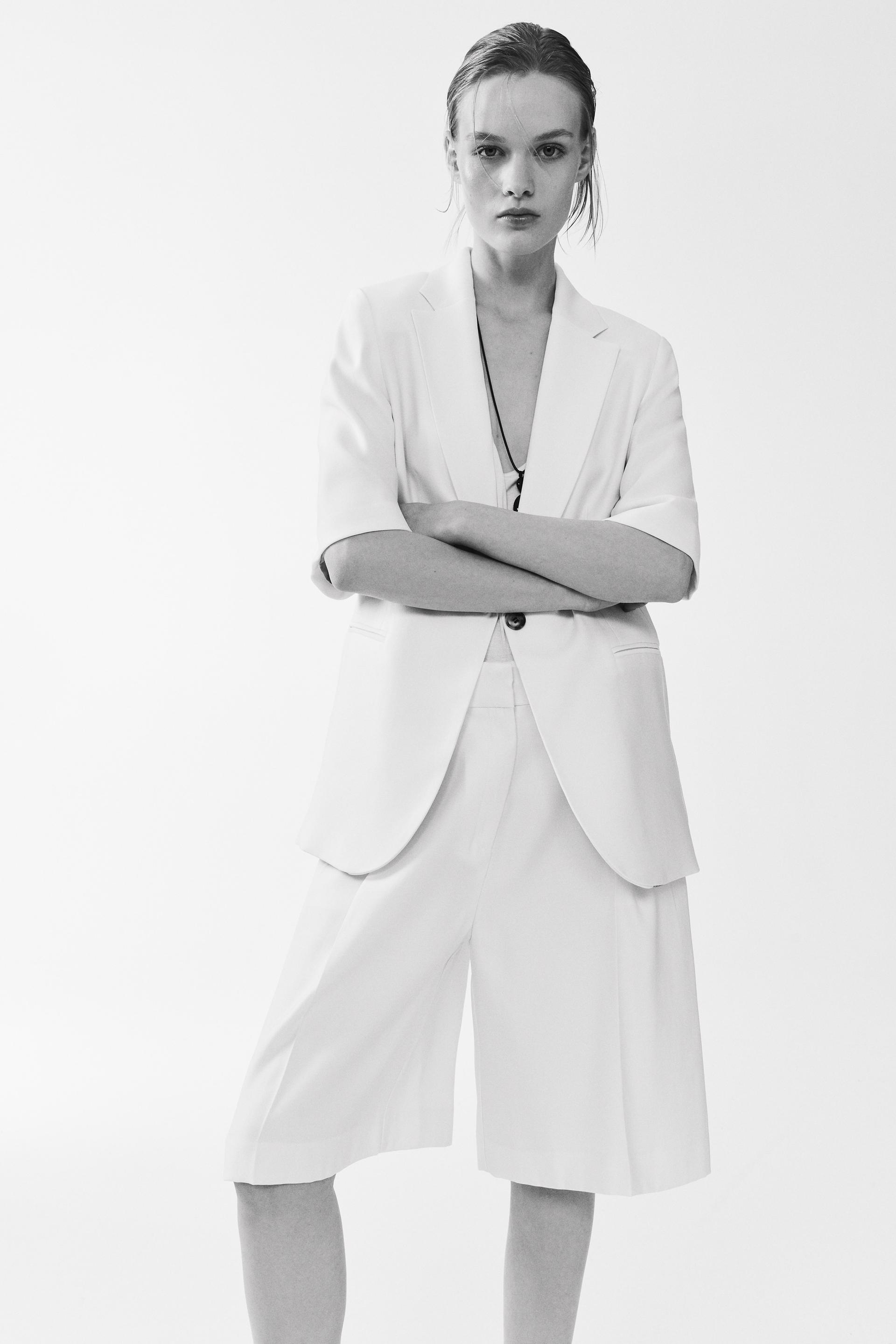 short-sleeved jacket