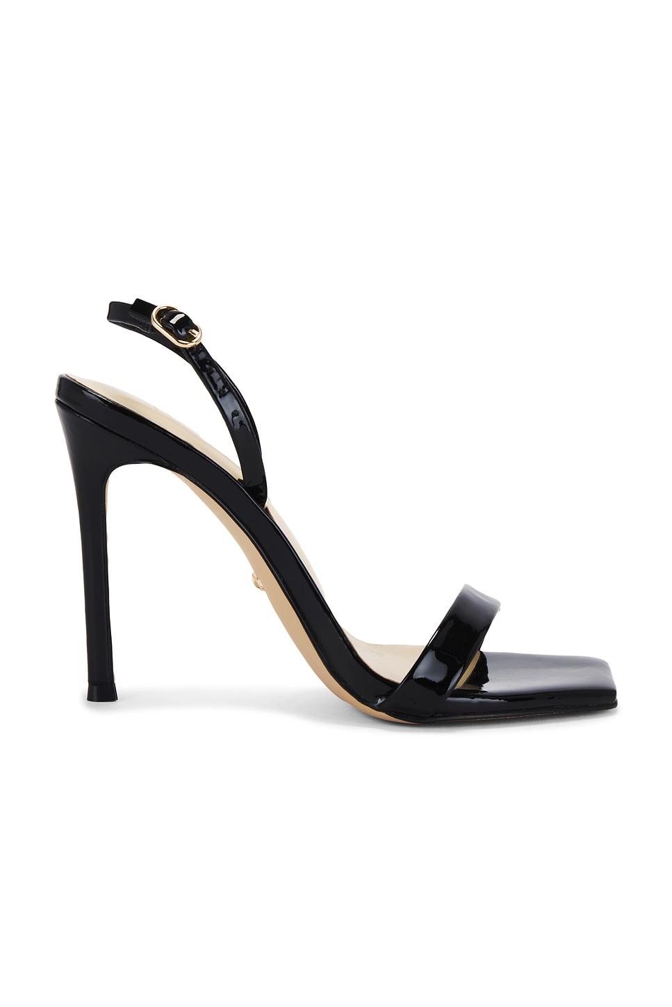 simone sandal