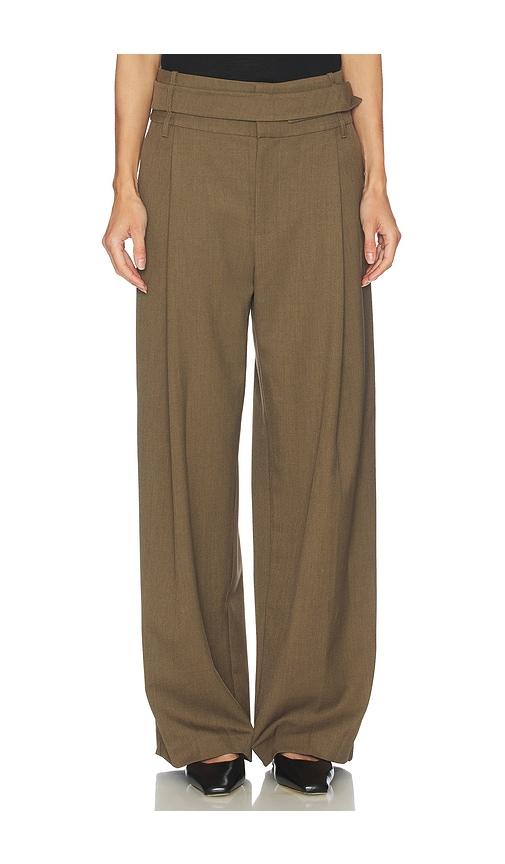 sir. sartoria belted trouser in chocolate.