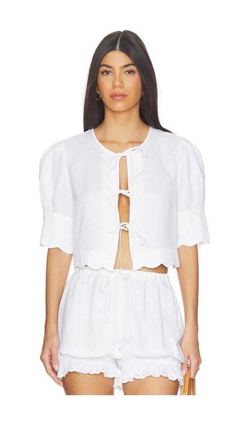 sister ny scalloped top in white.