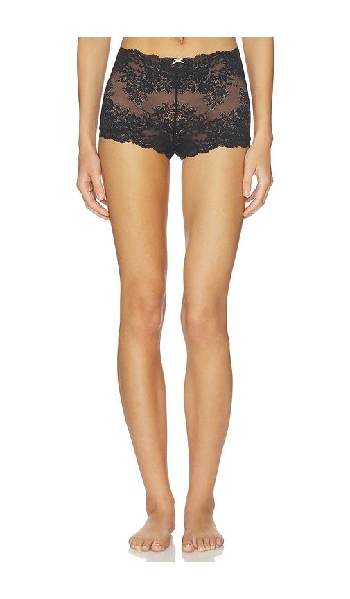 skarlett blue captivate short in black.