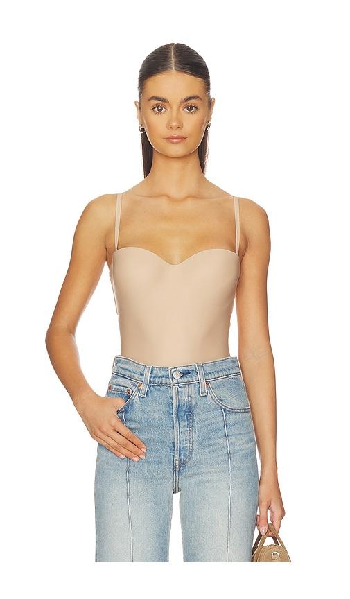 skims body molded underwire bodysuit in tan.