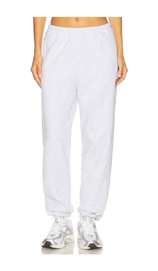 skims cotton fleece classic jogger in light grey.