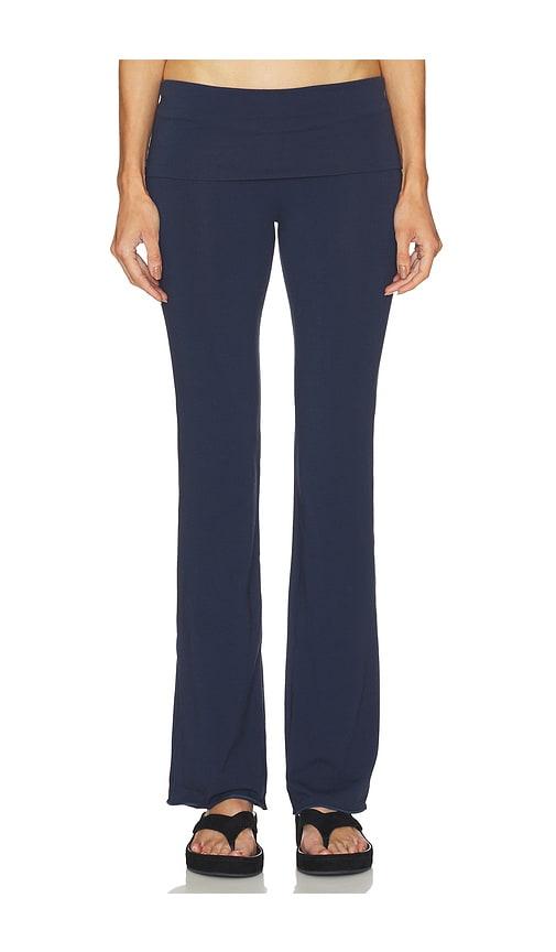skims cotton jersey foldover pant in navy.