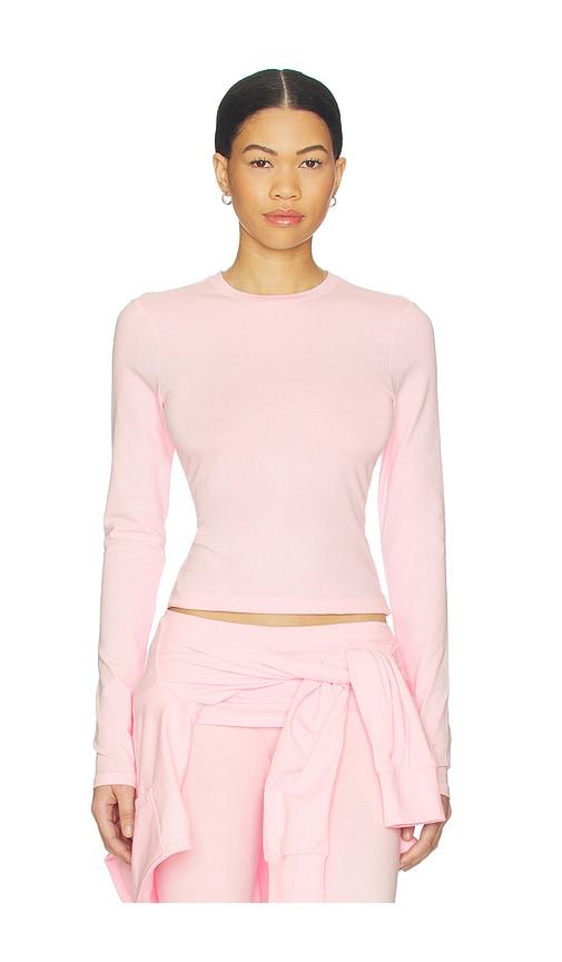 skims cotton jersey long sleeve t-shirt in pink.