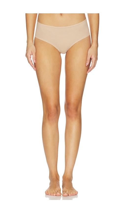 skims fits everybody brief in nude.