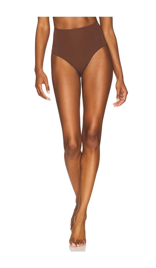 skims fits everybody high waisted thong in chocolate.