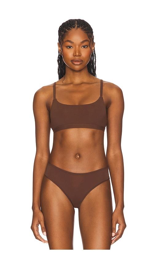 skims fits everybody scoop bralette in chocolate.