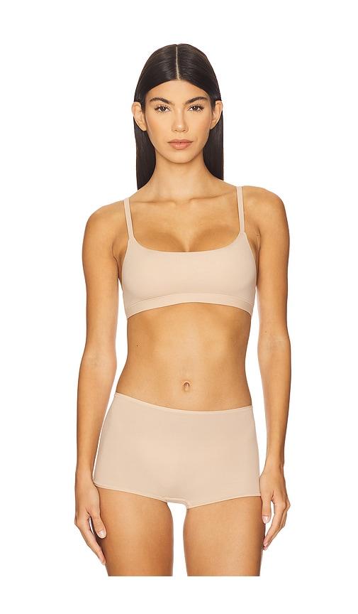 skims fits everybody scoop bralette in tan.