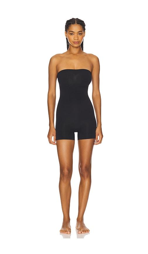 skims seamless sculpt strapless shortie bodysuit in black.