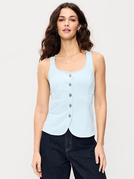 sleeveless button-down top