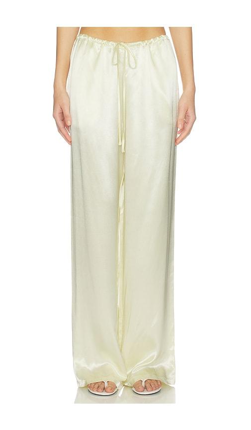 sndys dove pant in lemon.