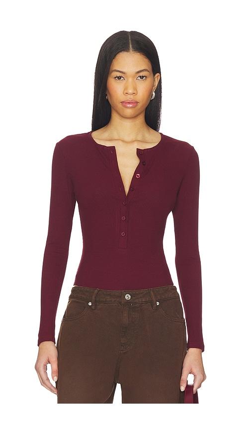 sndys henley bodysuit in burgundy.