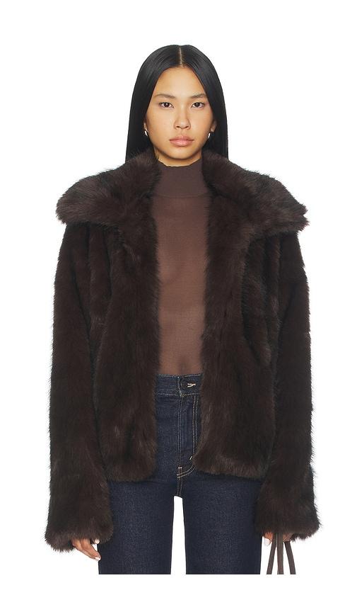 sndys leila faux fur jacket in chocolate.