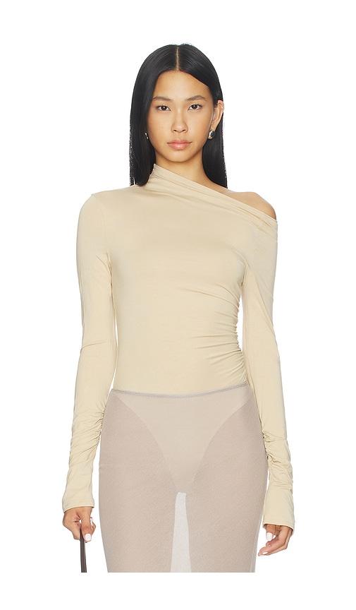 sndys nami bodysuit in beige.