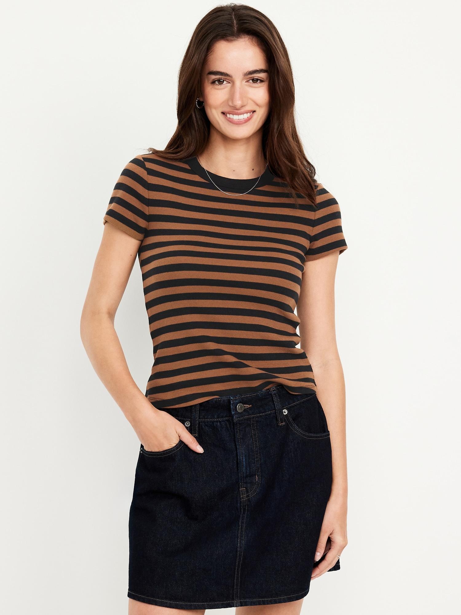 snug graphic t-shirt