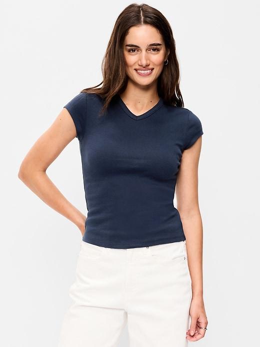 snug high v-neck t-shirt