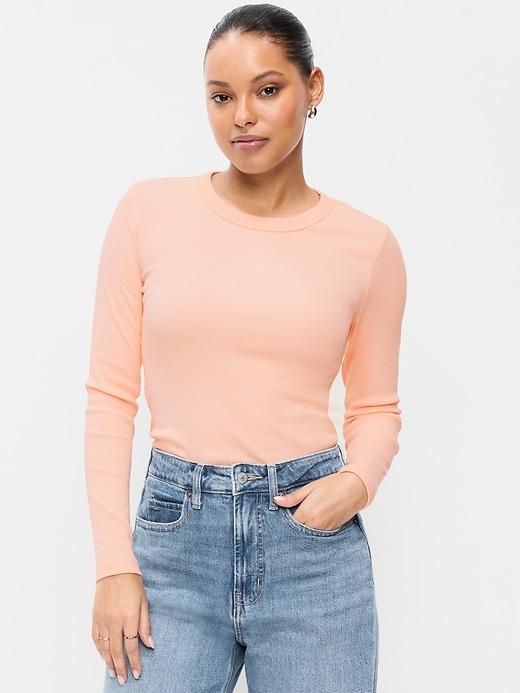 snug long-sleeve crew-neck t-shirt