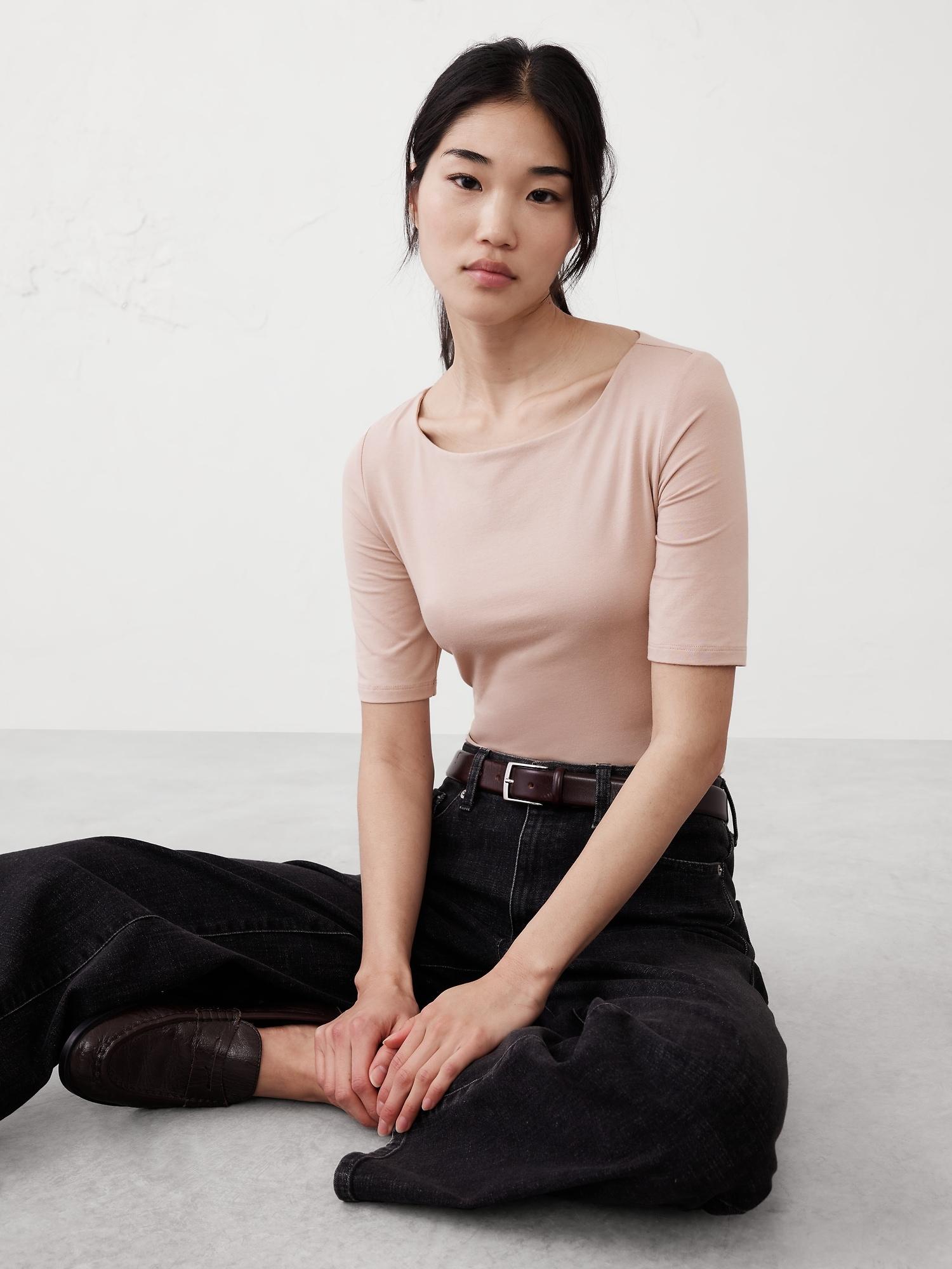 soft stretch elbow-sleeve top