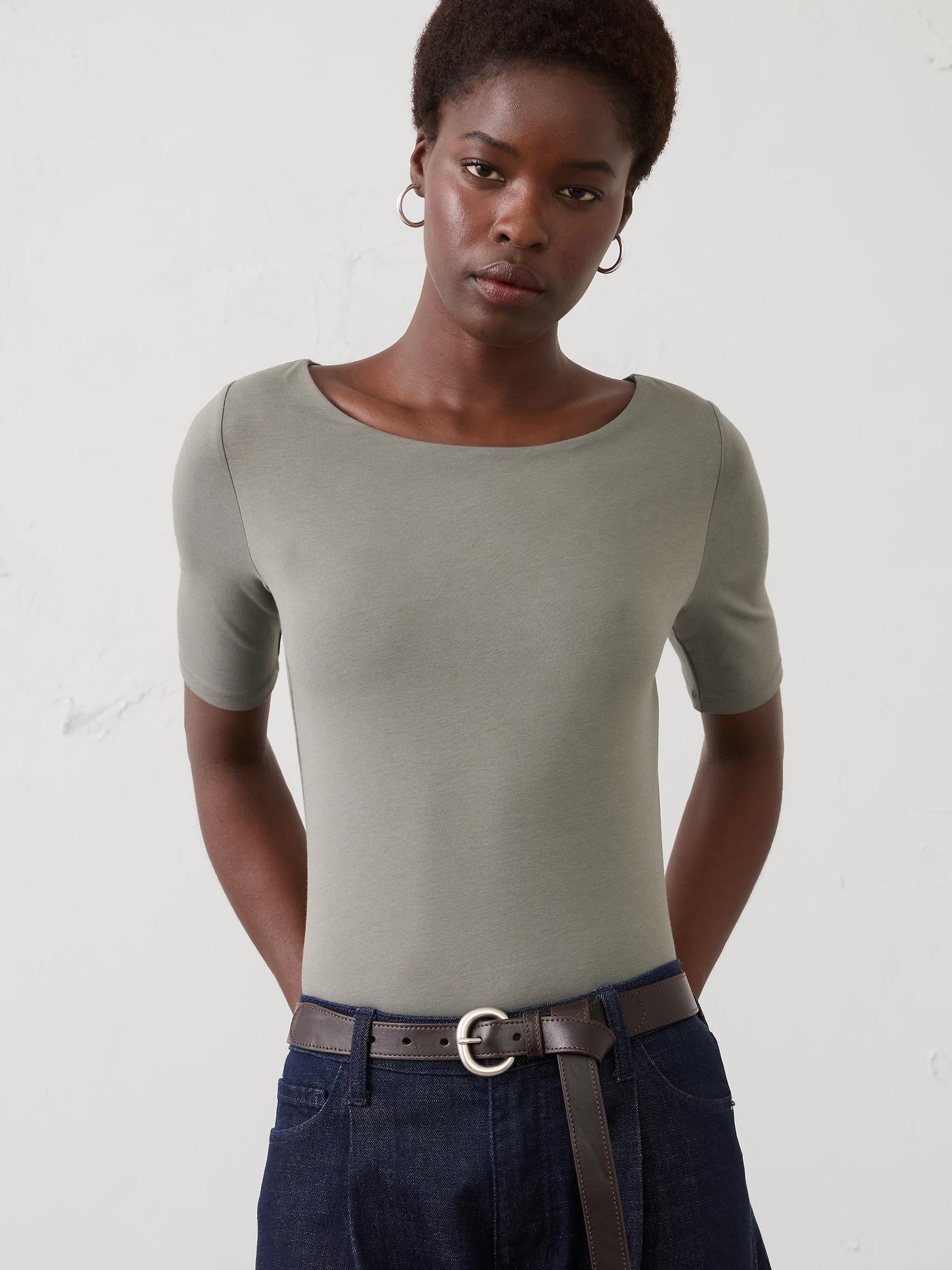 soft stretch elbow-sleeve top