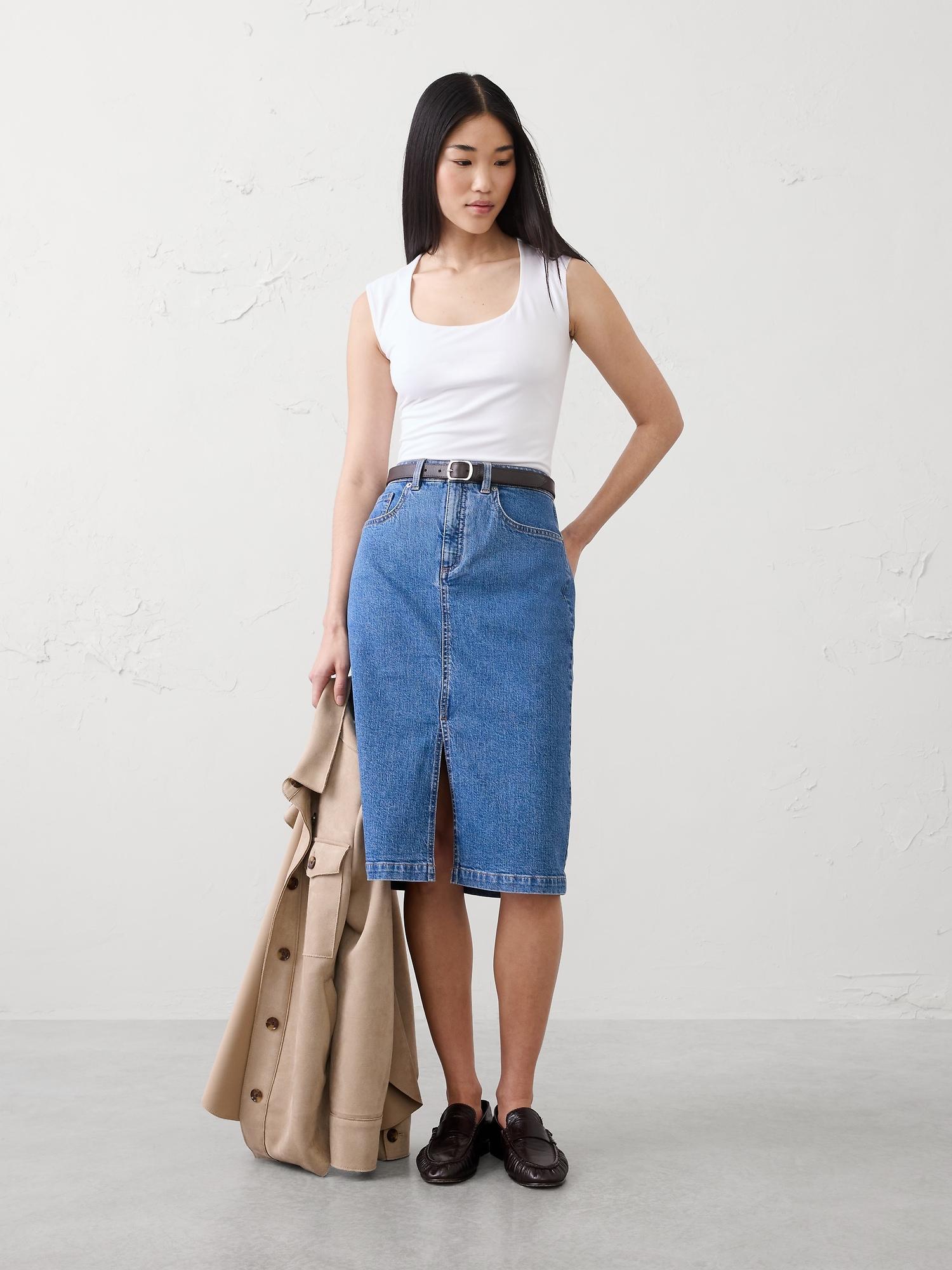 soft stretch scoop-neck top