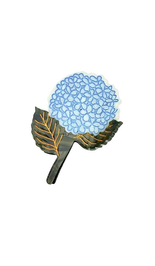 solar eclipse hand-painted hydrangea claw hair clip in baby blue.