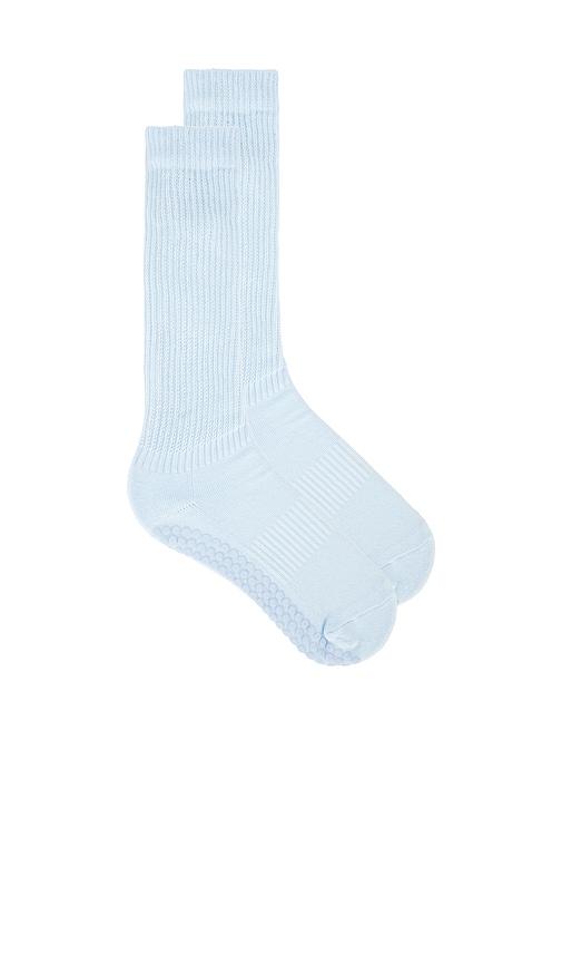 souls. souls cozy up in cloud socks in baby blue.