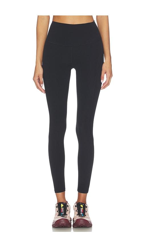 splits59 airweight high waist 7/8 pocket legging in black.