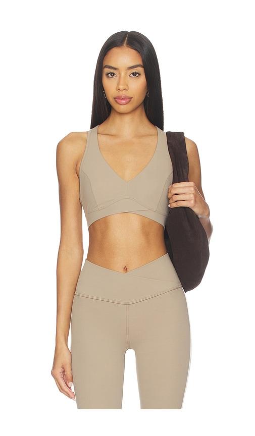 splits59 mia rigor sports bra in taupe.