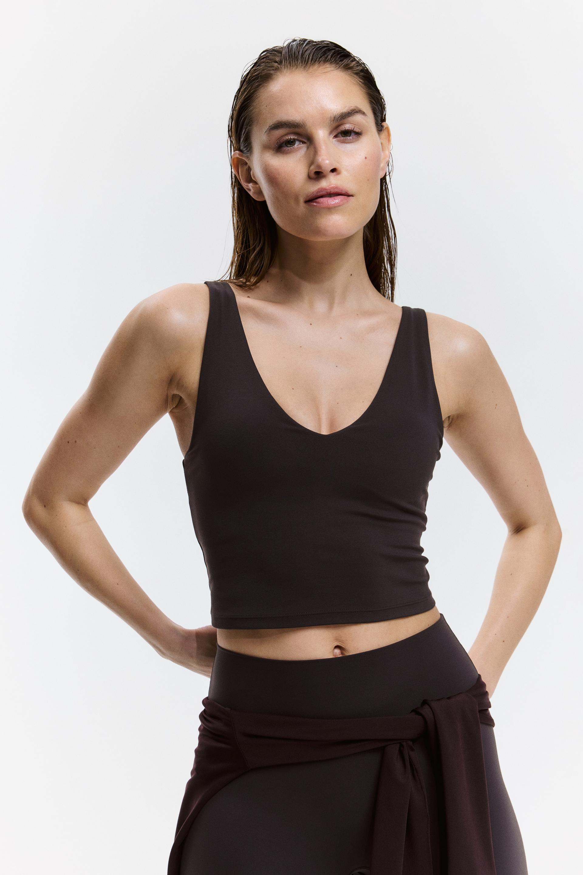 sports crop top with softmove™