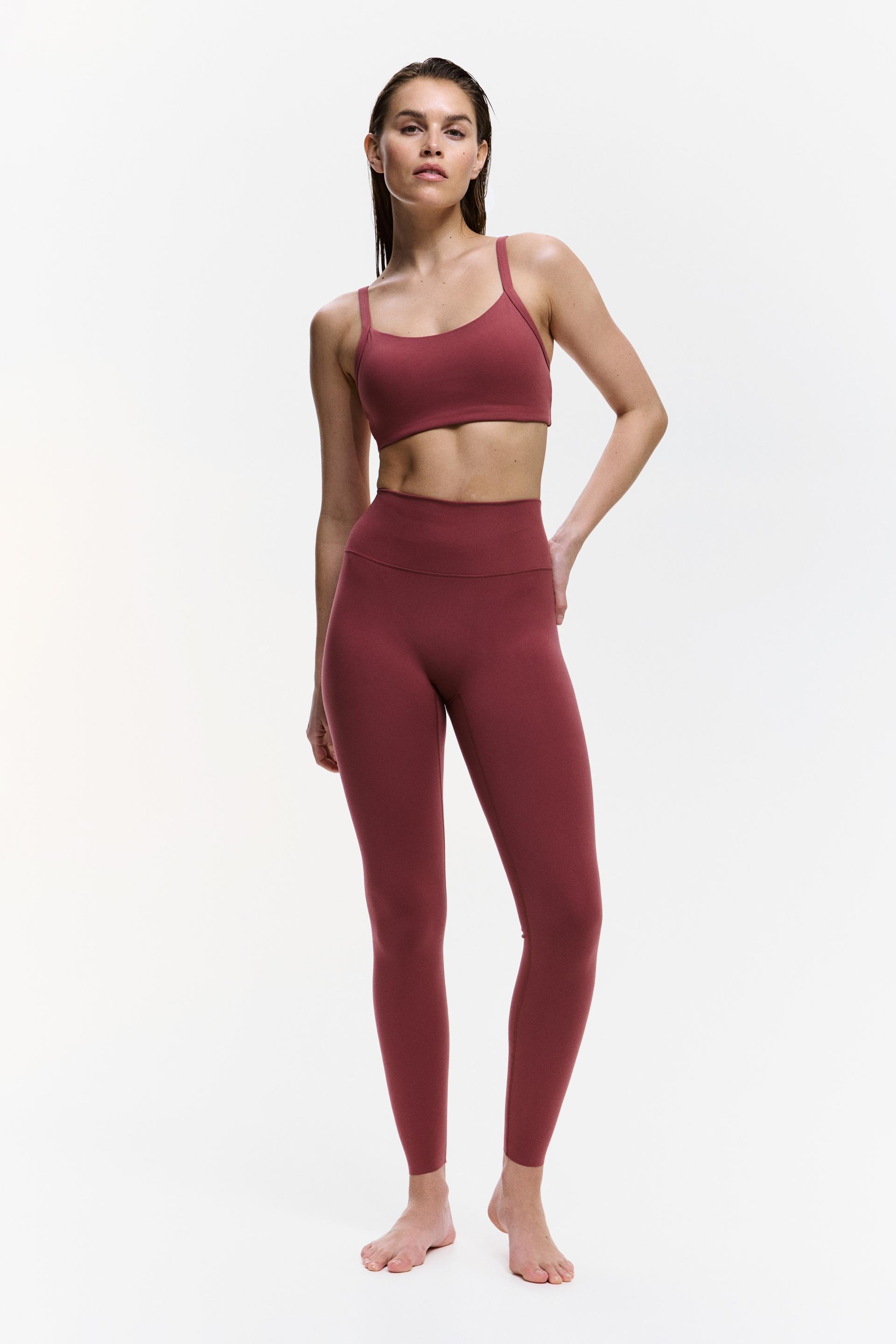 sports leggings with softmove™