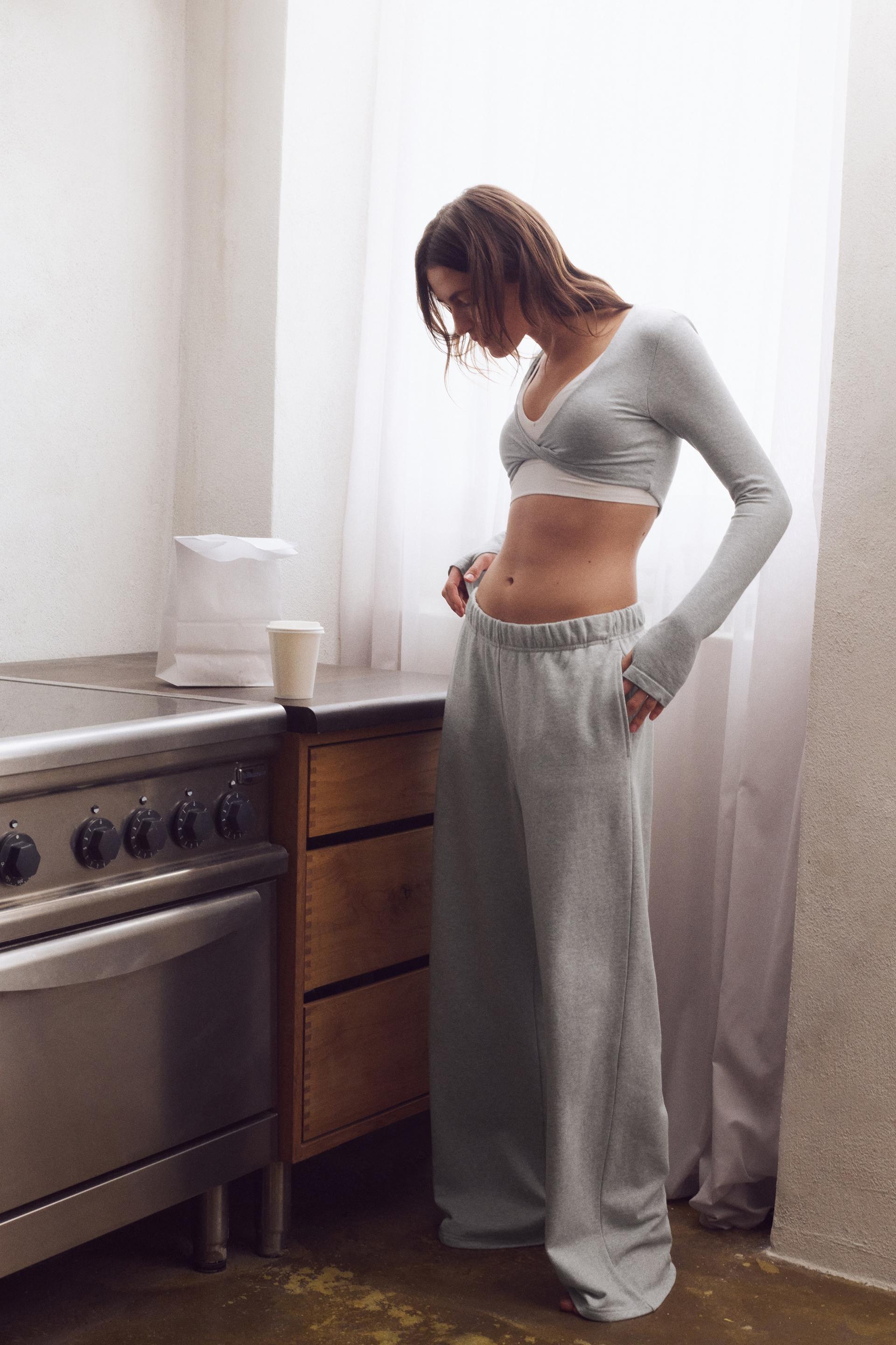 sports sweatpants with drymove™