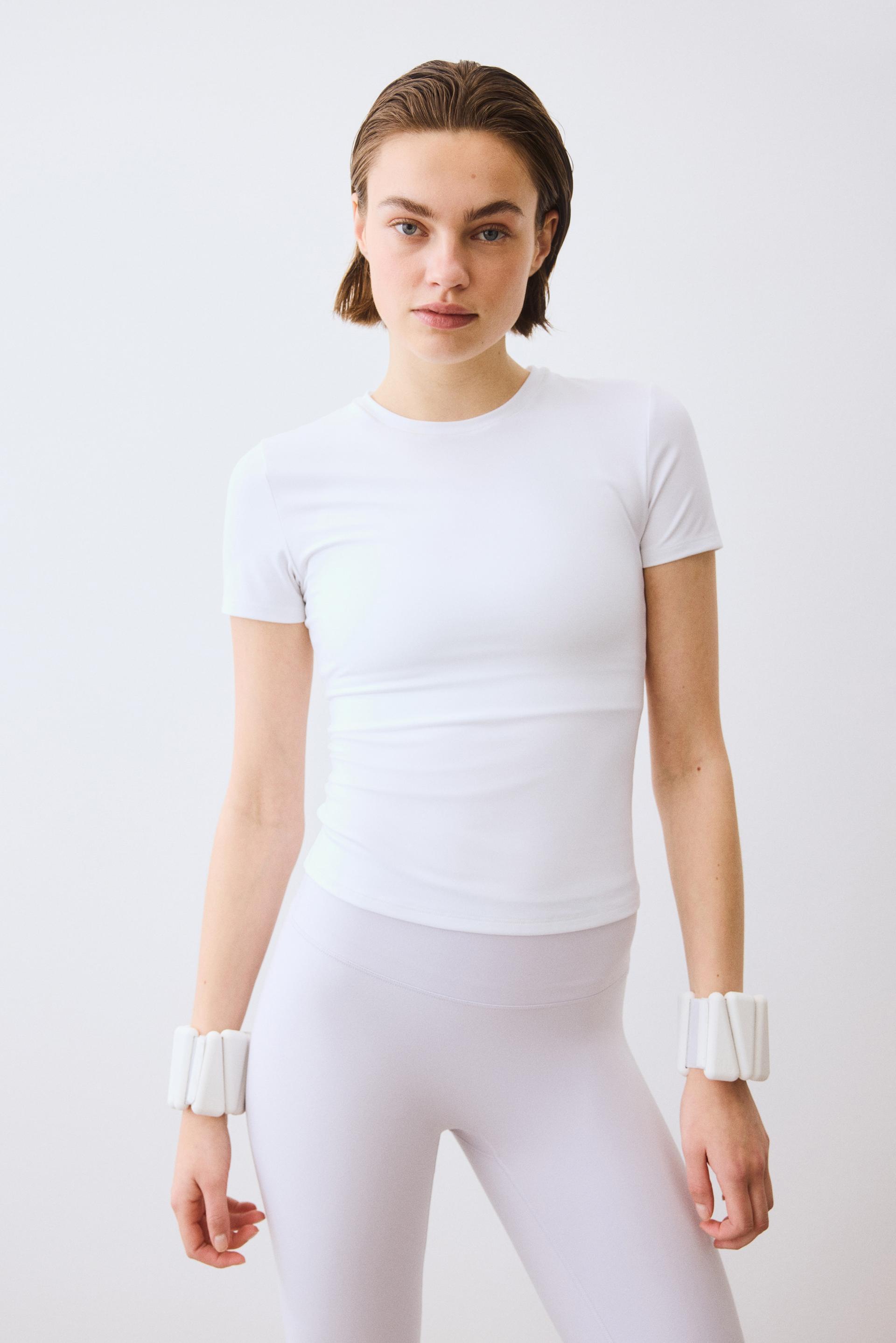 sports t-shirt with softmove™