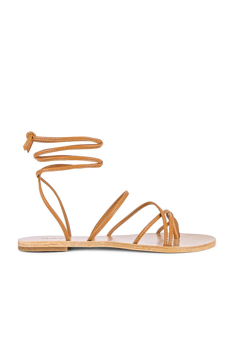 spur sandal