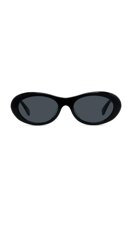 stella mccartney falabella sunglasses in black.