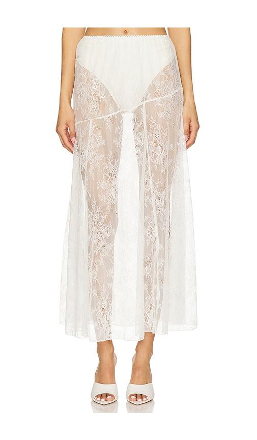 steve madden veera skirt in cloud dancer in white.