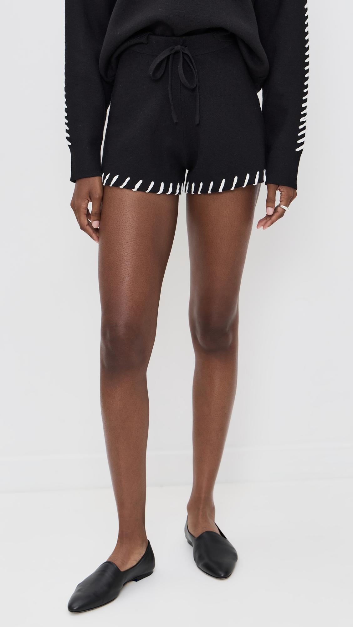 stitch detail knit shorts